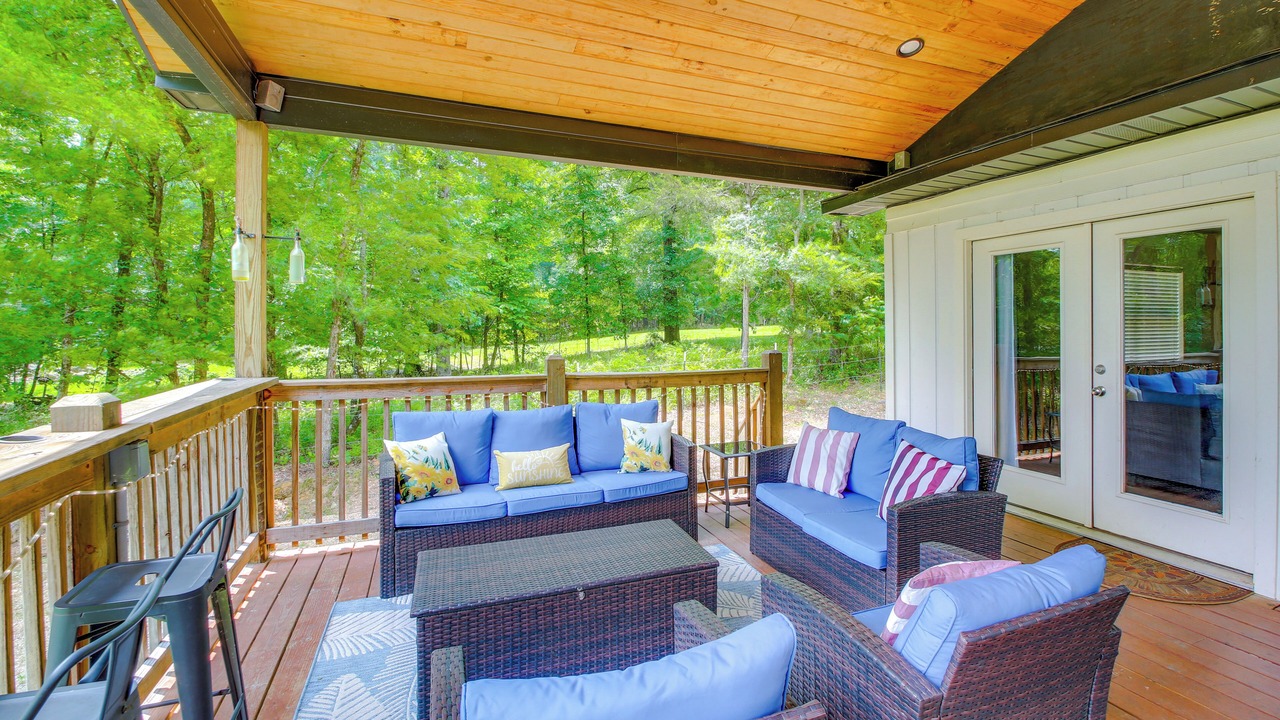 Photo of Patio Balcony in Royal