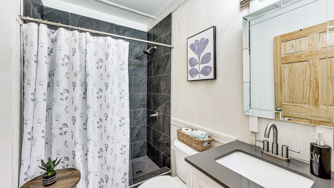 Photo of Bathroom in Royal