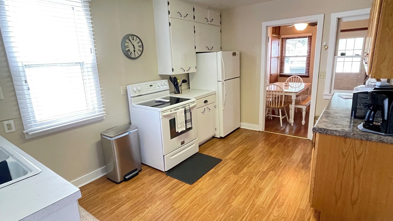 Photo of Kitchen in Guttenberg