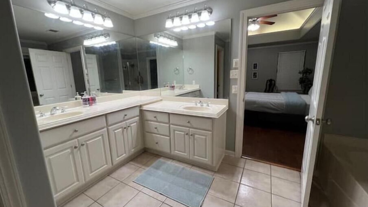 Photo of Bathroom in River Mountain