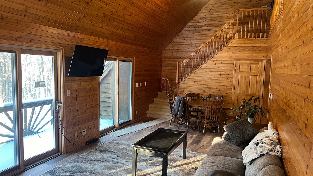 Photo of Livingroom in Rosamond