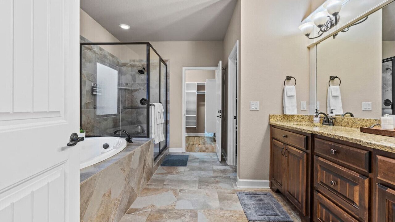 Photo of Bathroom in Hot Springs Village
