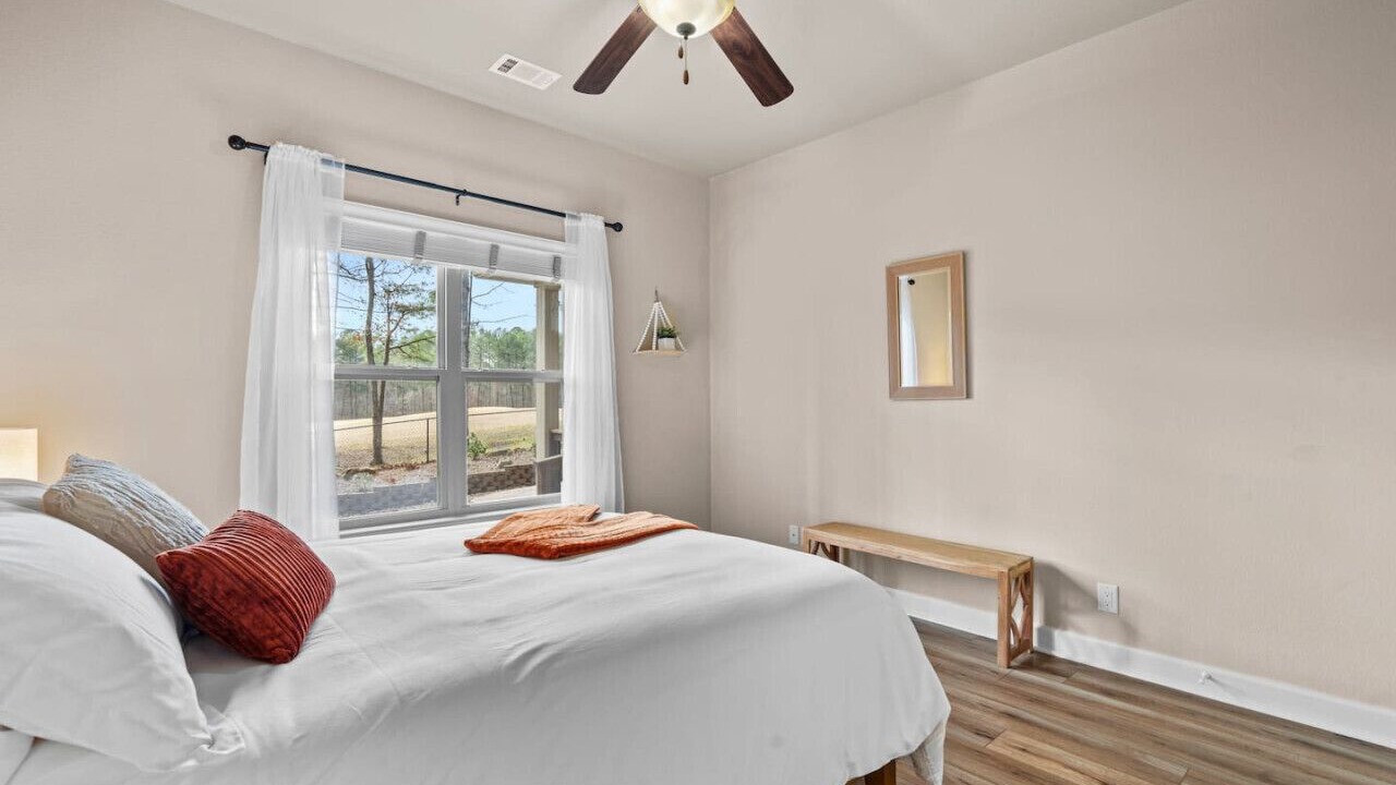 Photo of Bedroom in Hot Springs Village