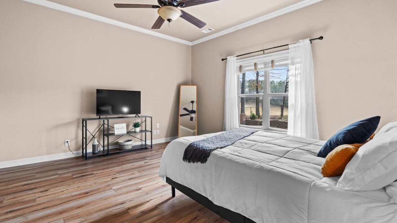 Photo of Bedroom in Hot Springs Village