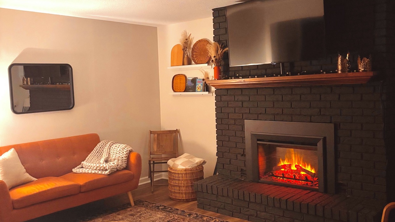 Photo of Livingroom in Ellsworth