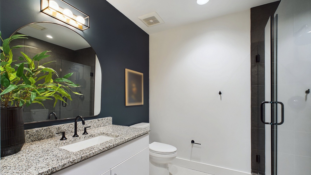Photo of Bathroom in Historic Waverly