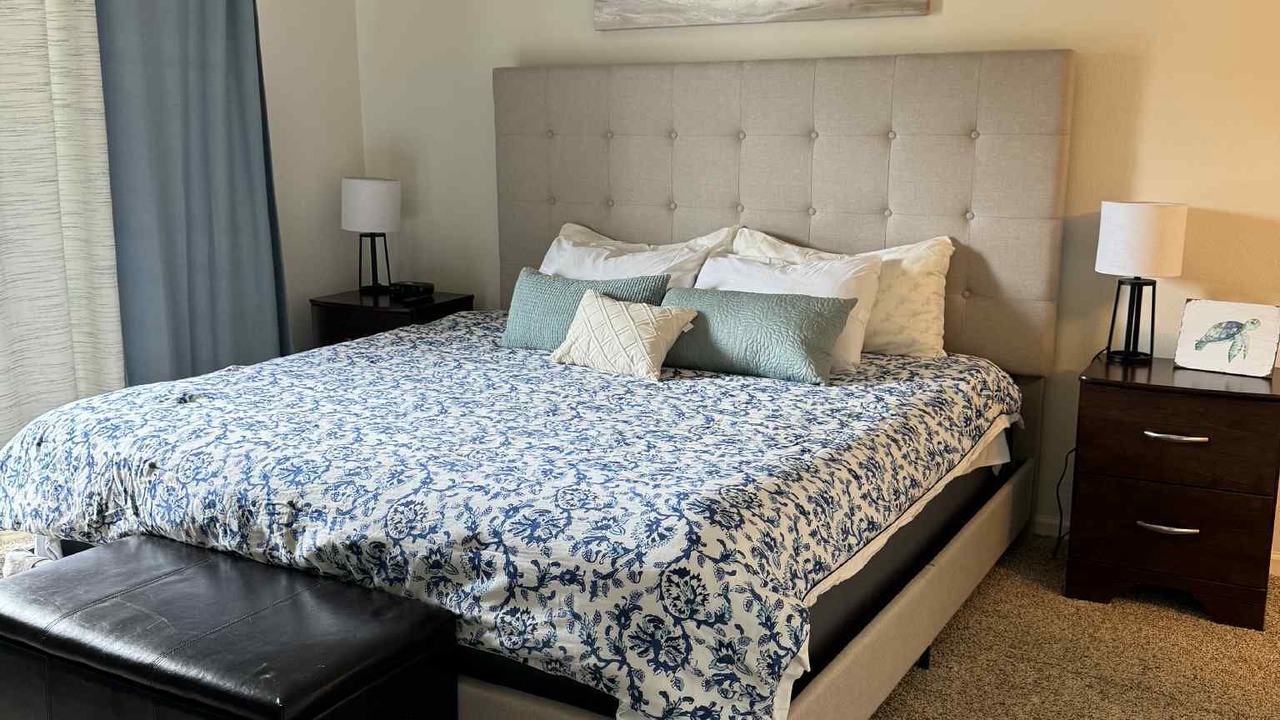 Photo of Bedroom in Camdenton