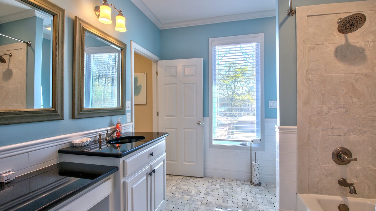 Photo of Bathroom in Hot Springs