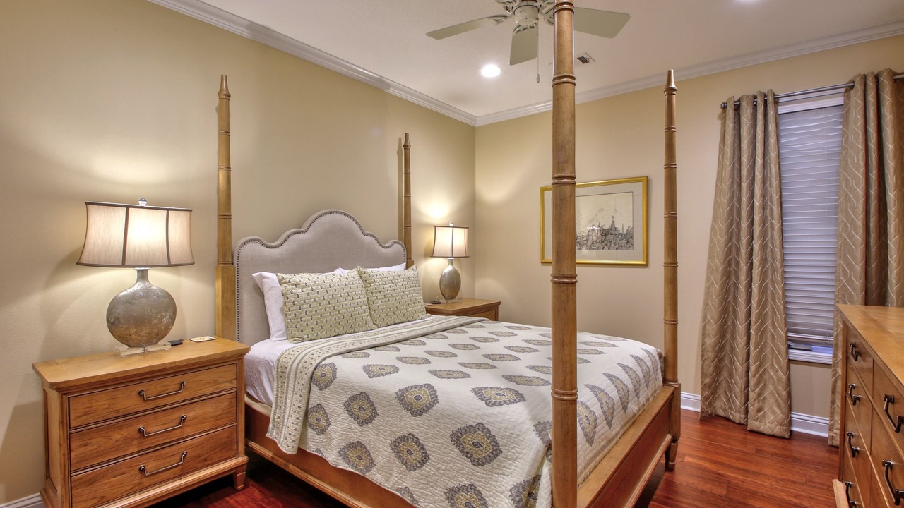 Photo of Bedroom in Hot Springs