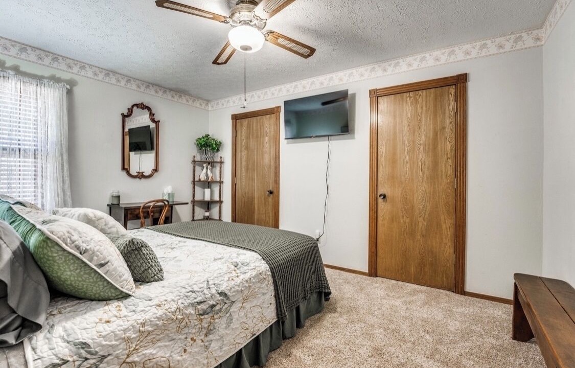 Photo of Bedroom in Yukon