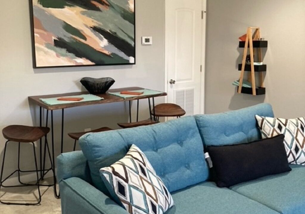 Photo of Livingroom in Jones Mills