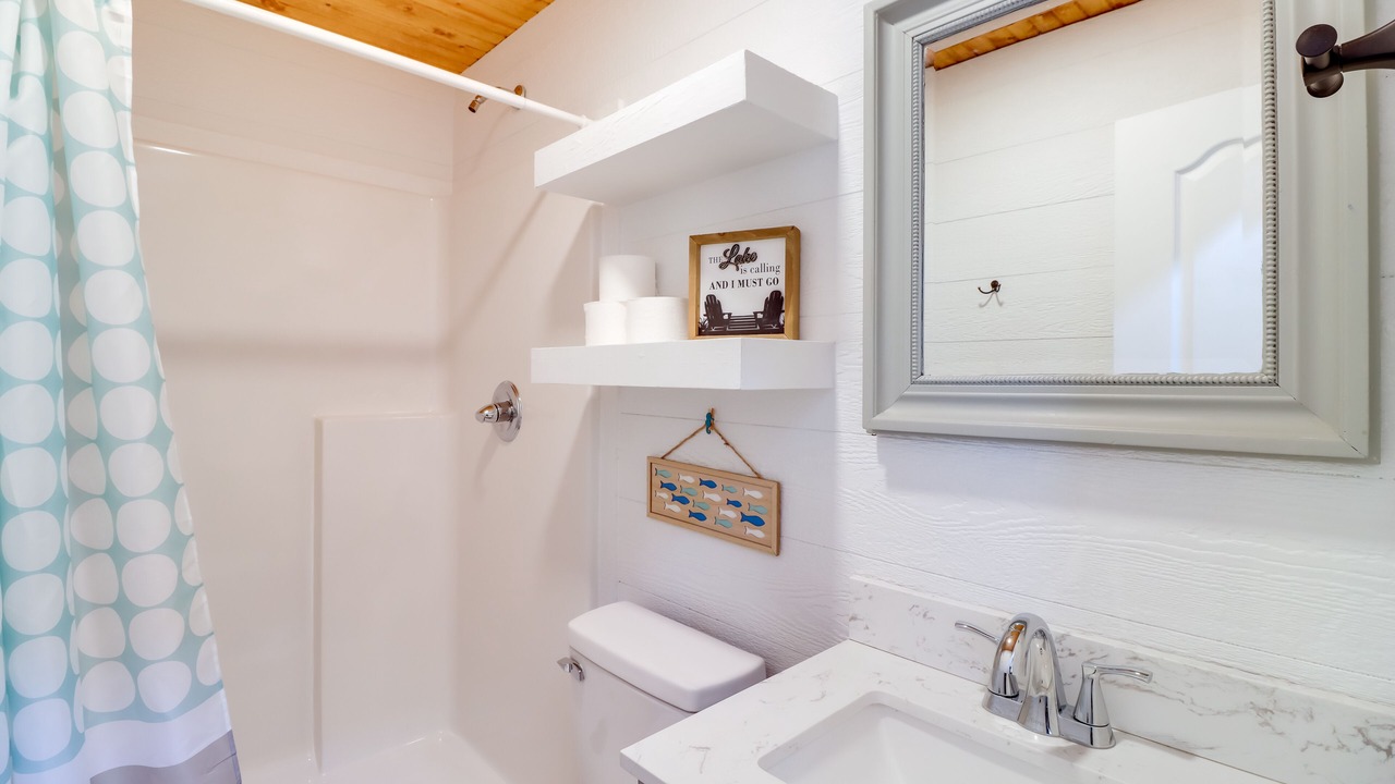 Photo of Bathroom in Tumbling Shoals