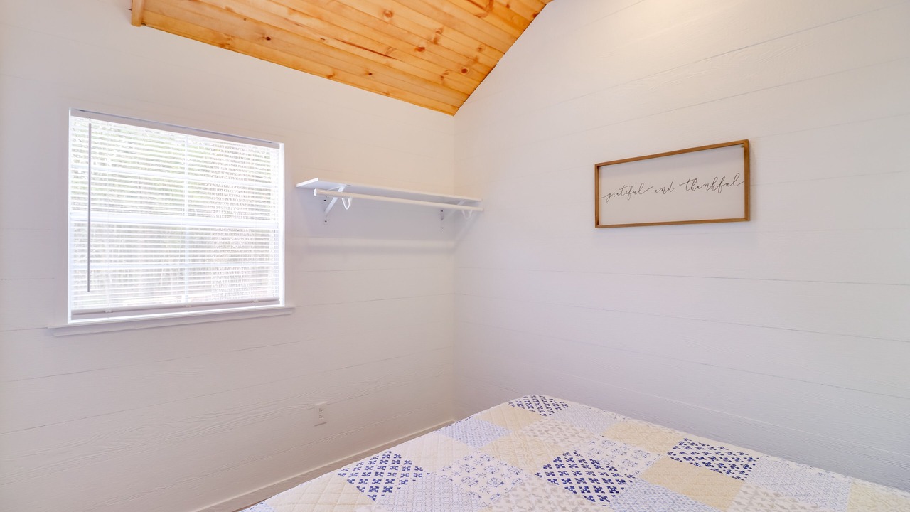 Photo of Bedroom in Tumbling Shoals