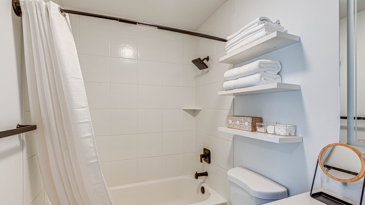 Photo of Bathroom in Tulip Grove