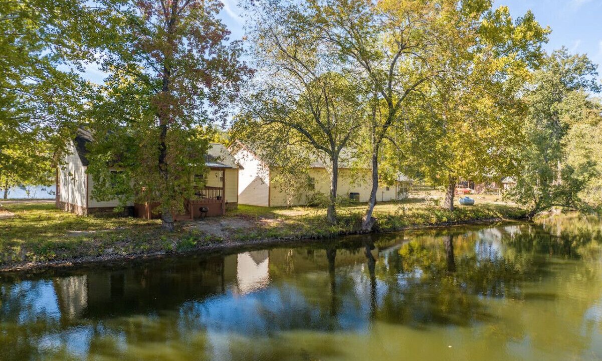 Photo of Outdoor in Jones Mills