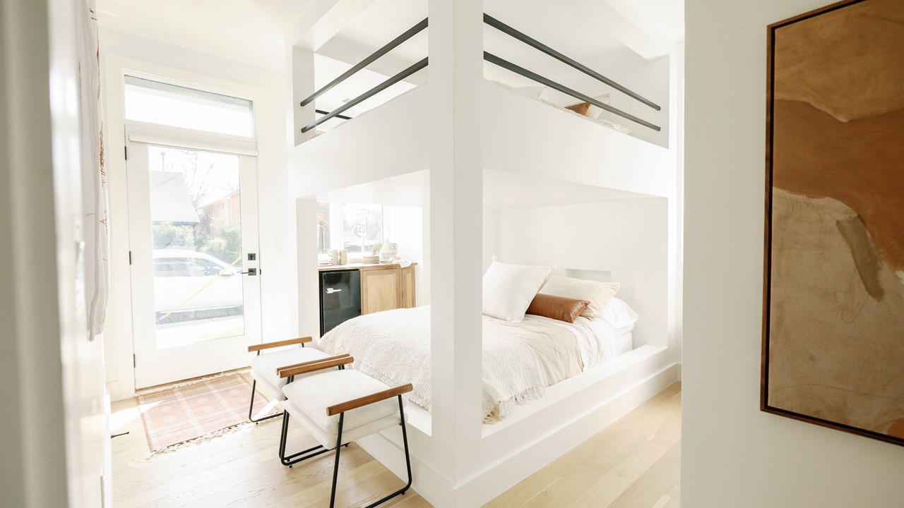 Photo of Bedroom in Cleveland Park