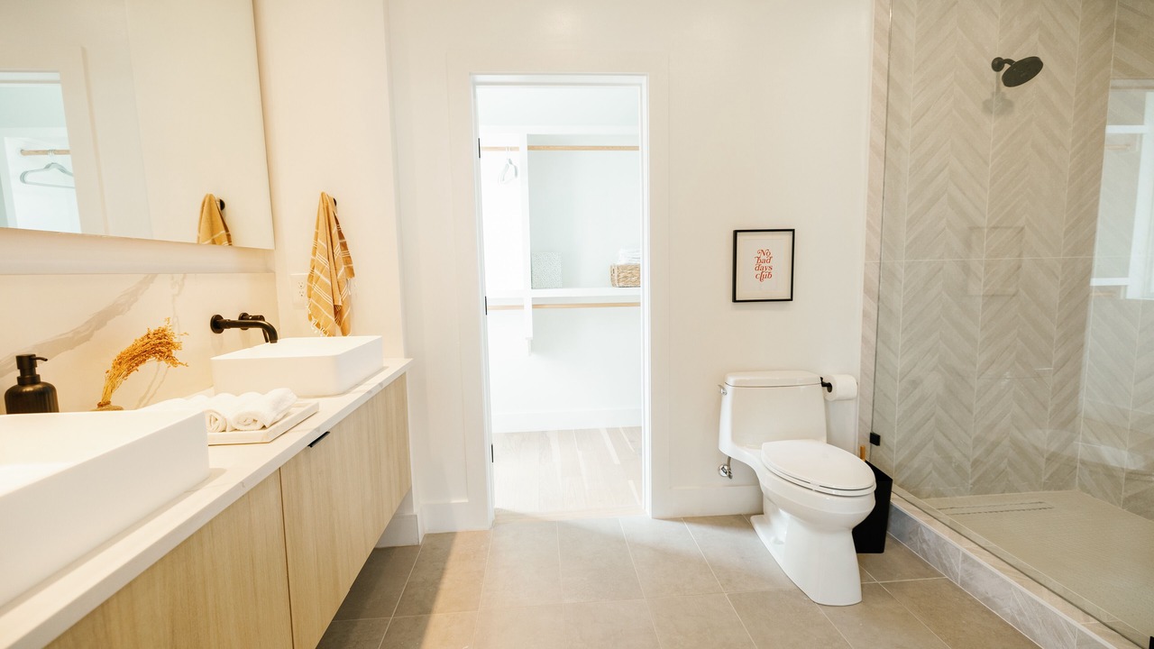 Photo of Bathroom in Cleveland Park
