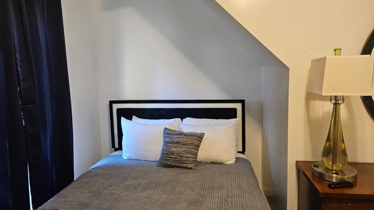 Photo of Bedroom in Memphis