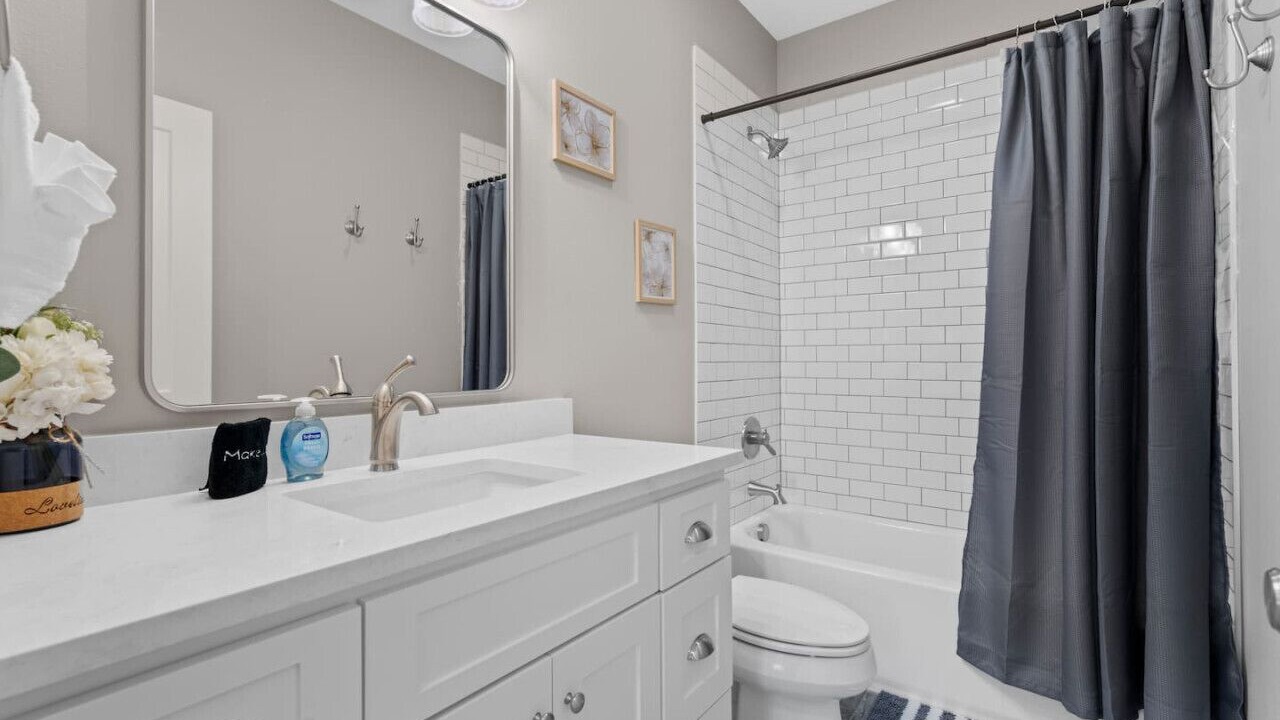 Photo of Bathroom in Hillcrest