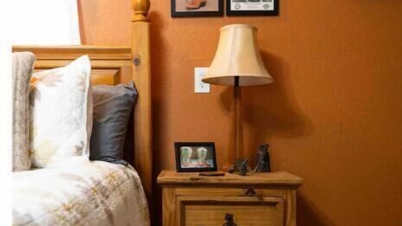 Photo of Bedroom in Beggs