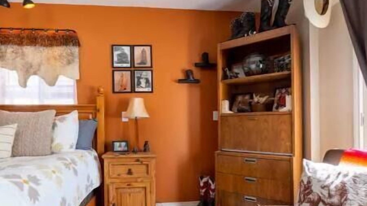 Photo of Bedroom in Beggs