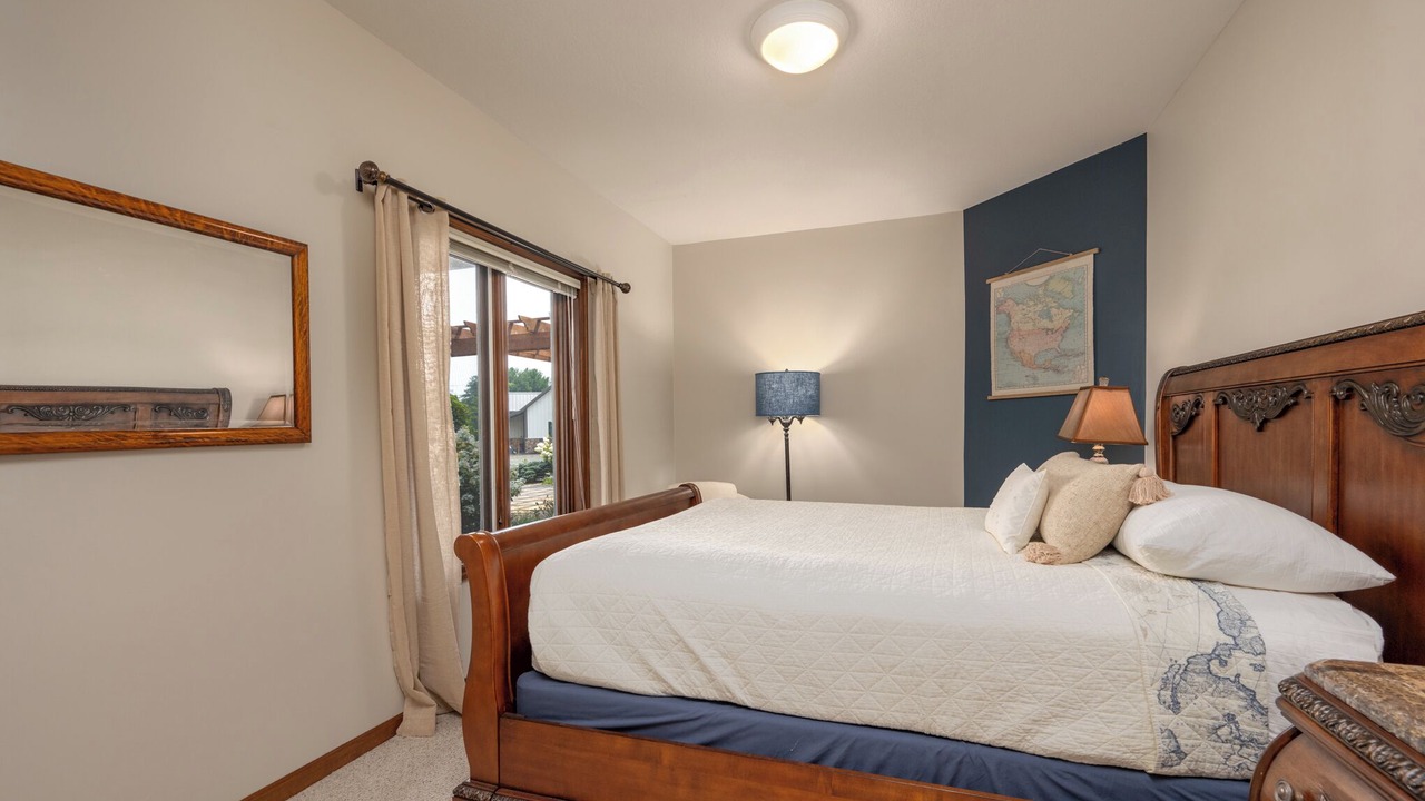Photo of Bedroom in Amery