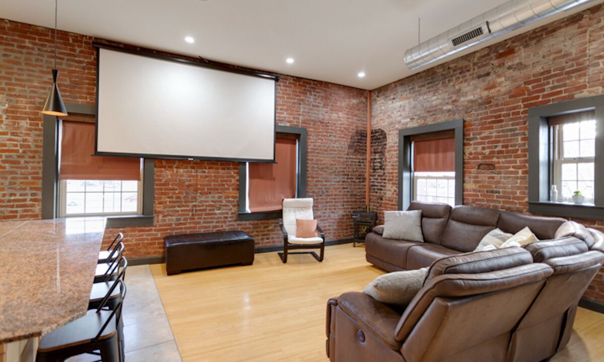 Photo of Livingroom in Evansville