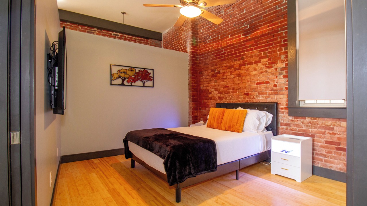 Photo of Bedroom in Evansville