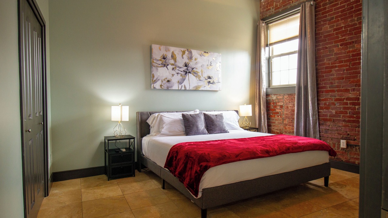 Photo of Bedroom in Evansville