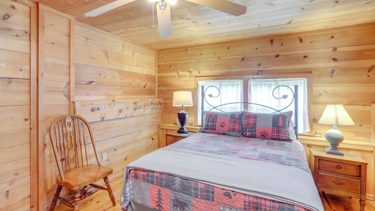 Photo of Bedroom in Mountain View