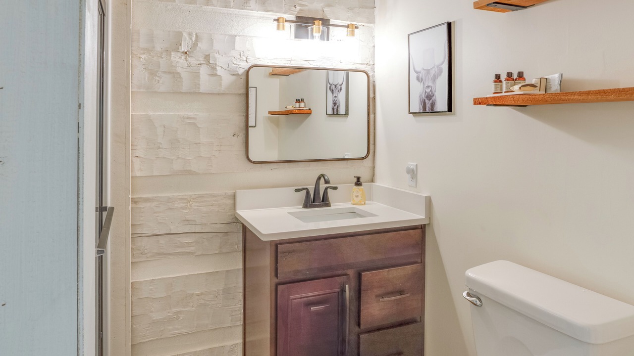 Photo of Bathroom in Rutherford County