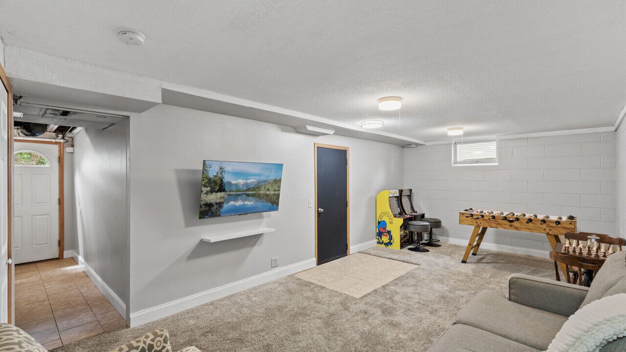 Photo of Bedroom in Burnsville