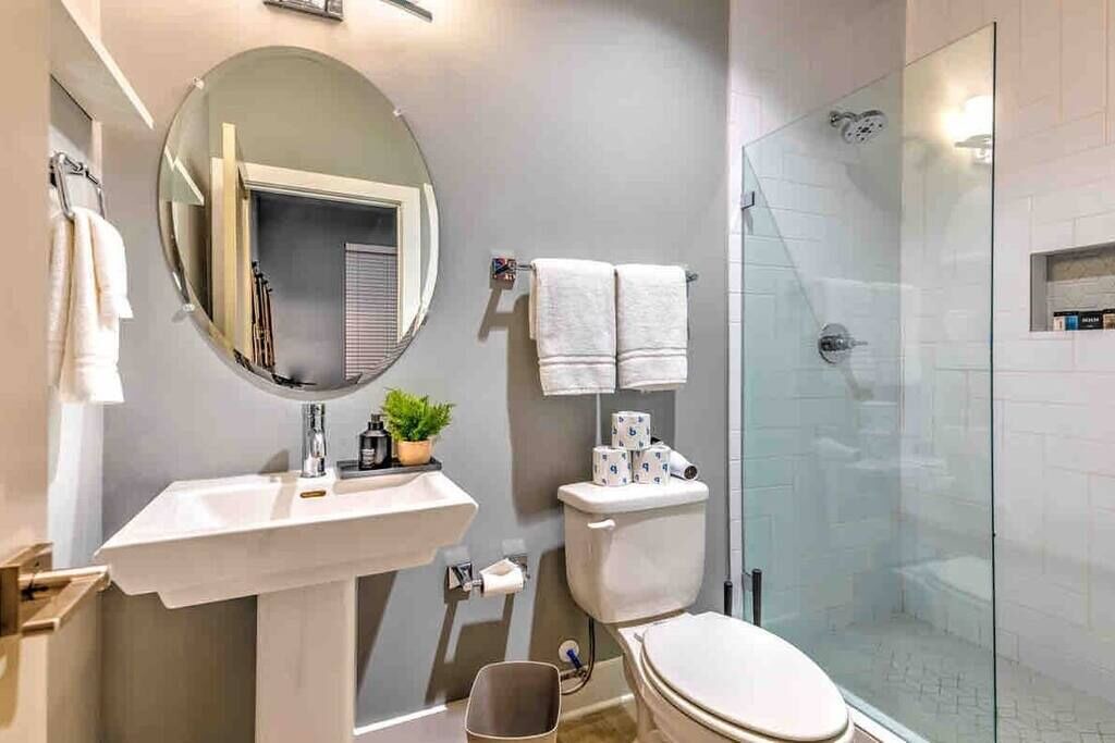 Photo of Bathroom in Haynes Area