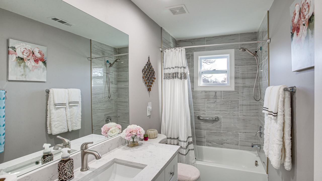 Photo of Bathroom in Gallatin