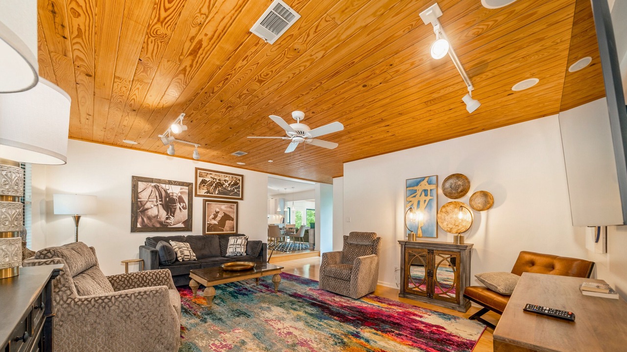 Photo of Bedroom in Piney