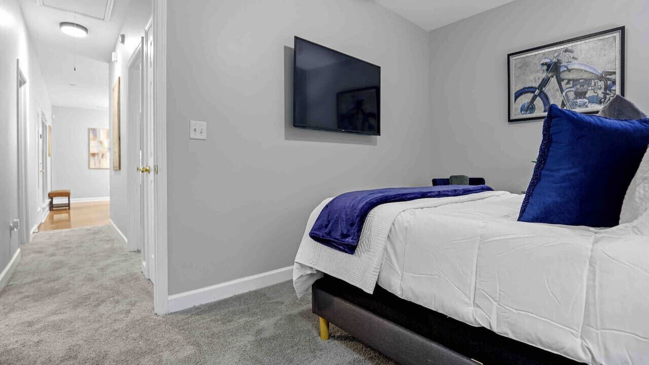 Photo of Bedroom in Uptown