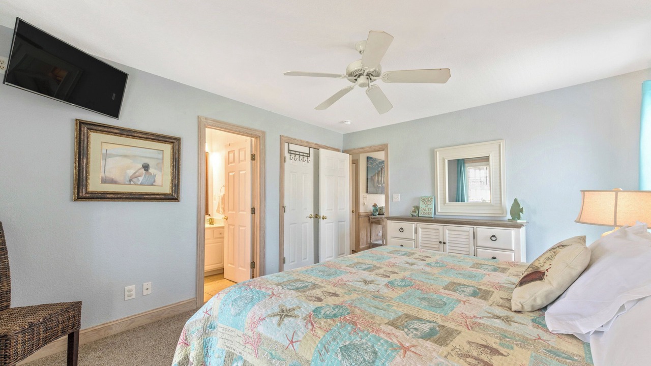 Photo of Bedroom in Rodanthe