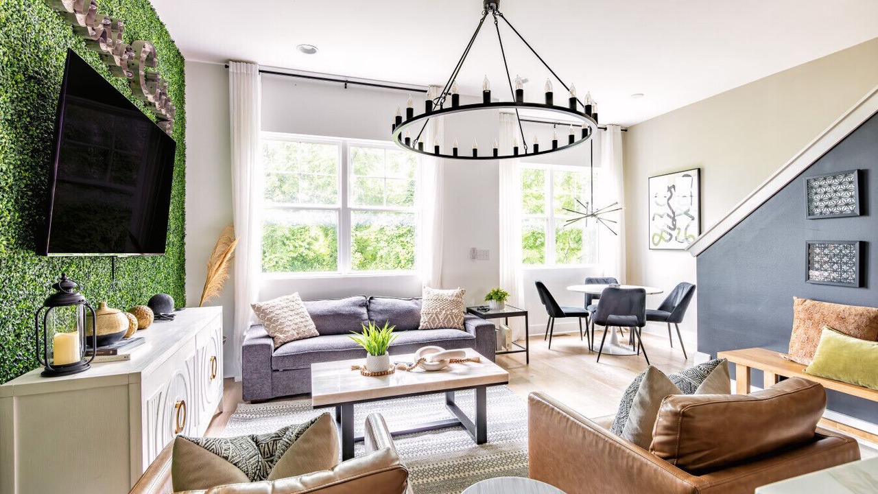 Photo of Livingroom in Katie Hill Neighborhood
