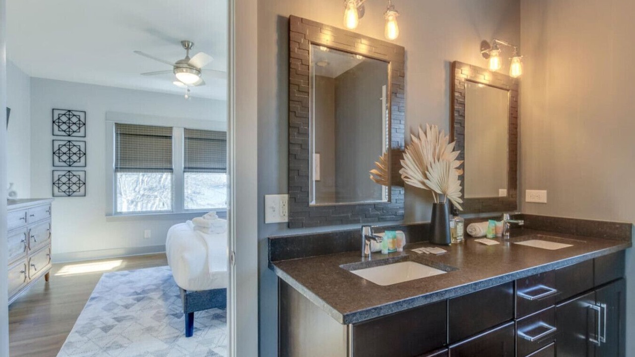 Photo of Bathroom in Cleveland Park
