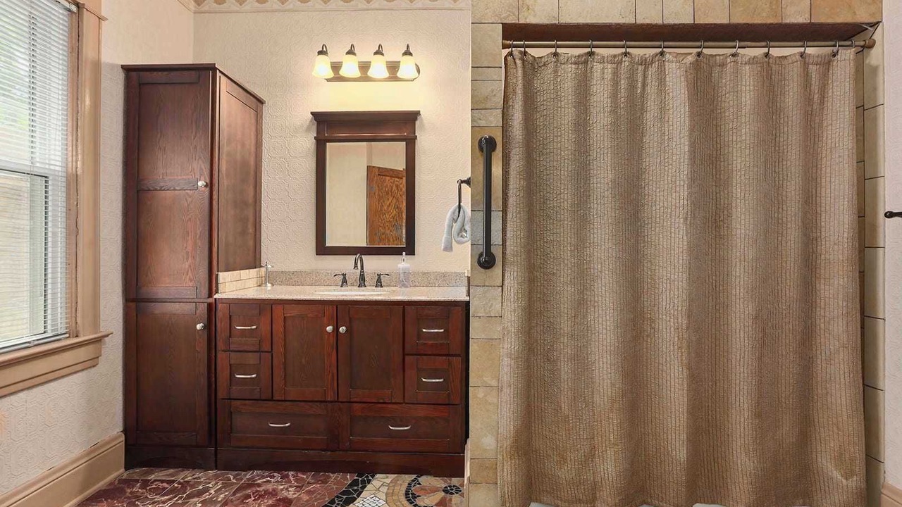 Photo of Bathroom in Northeast Kansas City