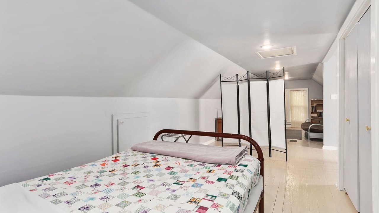 Photo of Bedroom in Northeast Kansas City