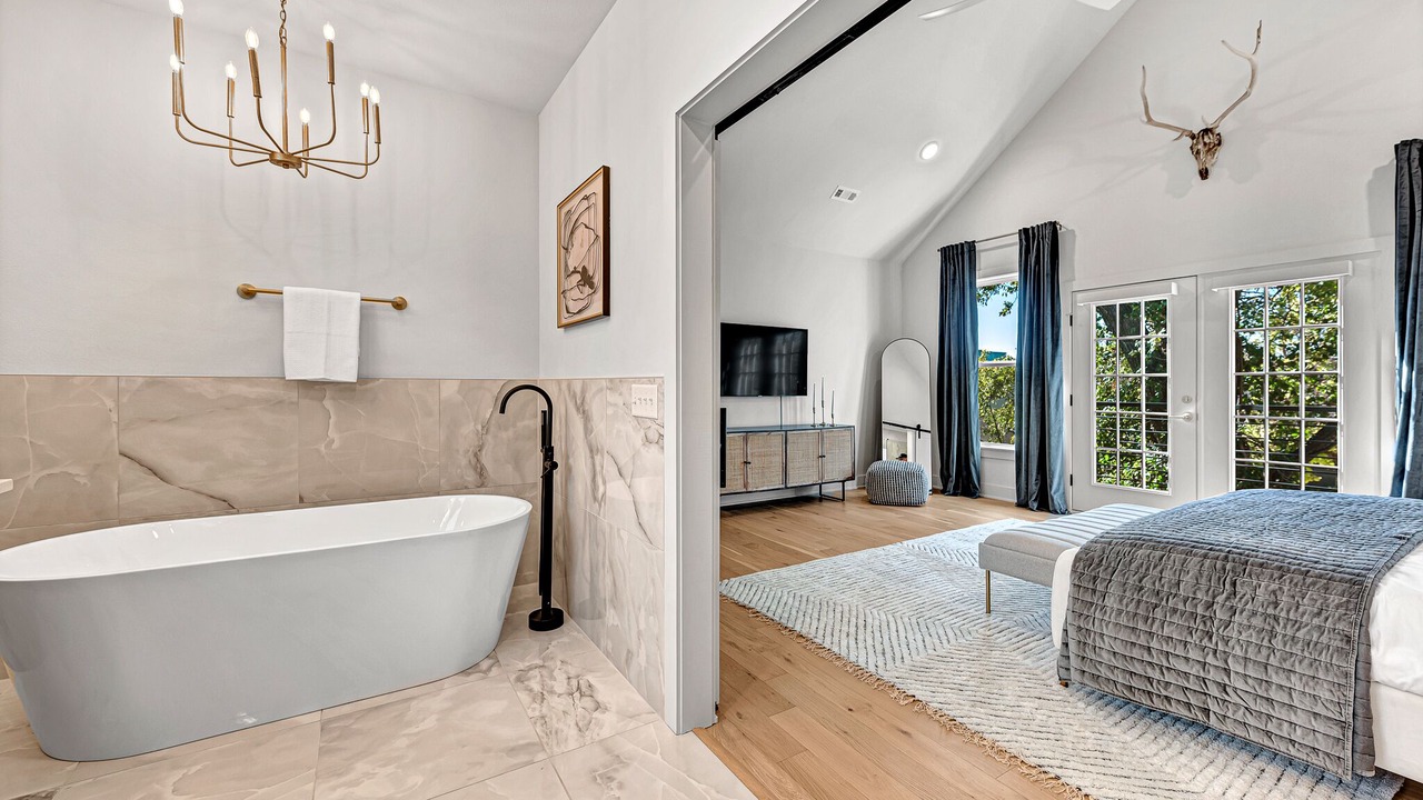 Photo of Bedroom in Downtown