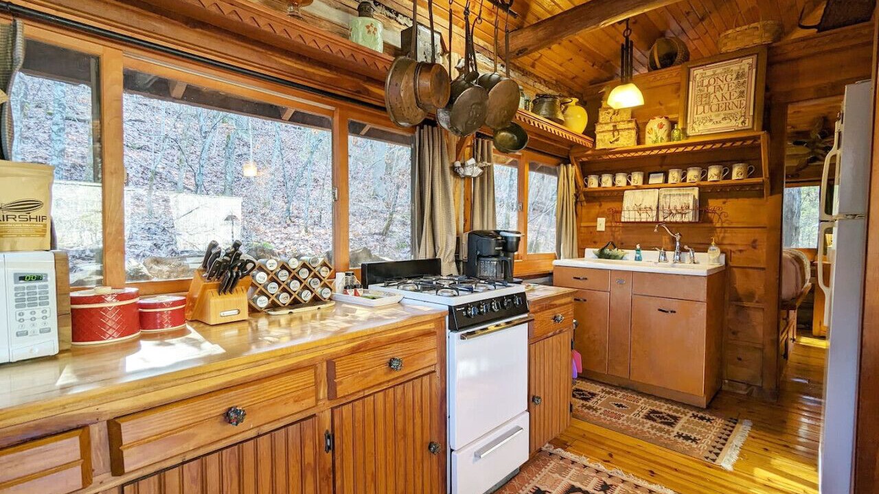 Photo of Kitchen in Eureka Springs