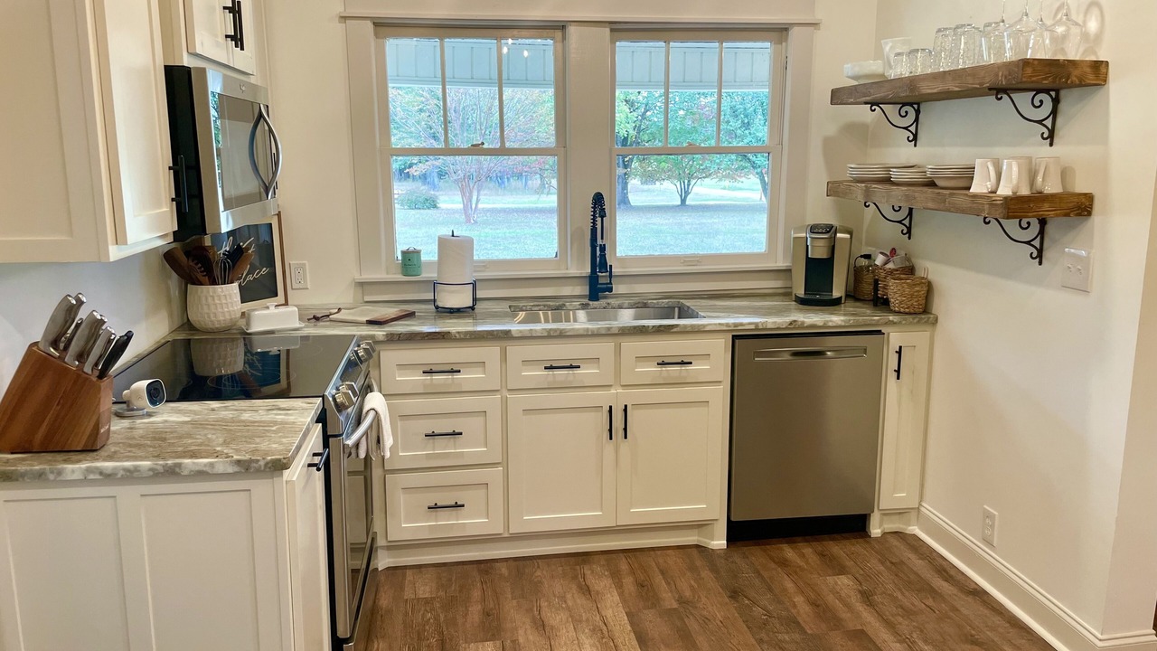 Photo of Kitchen in Corinth