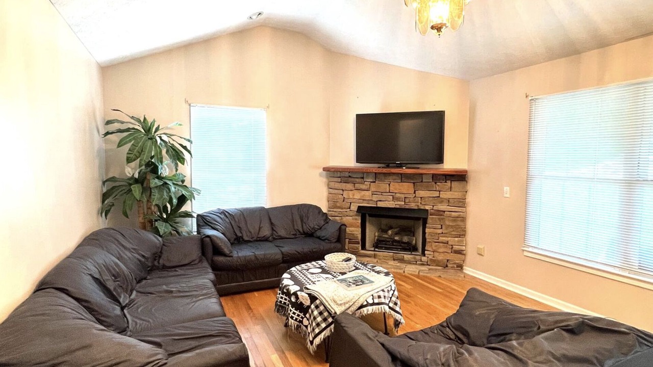Photo of Livingroom in Glasgow