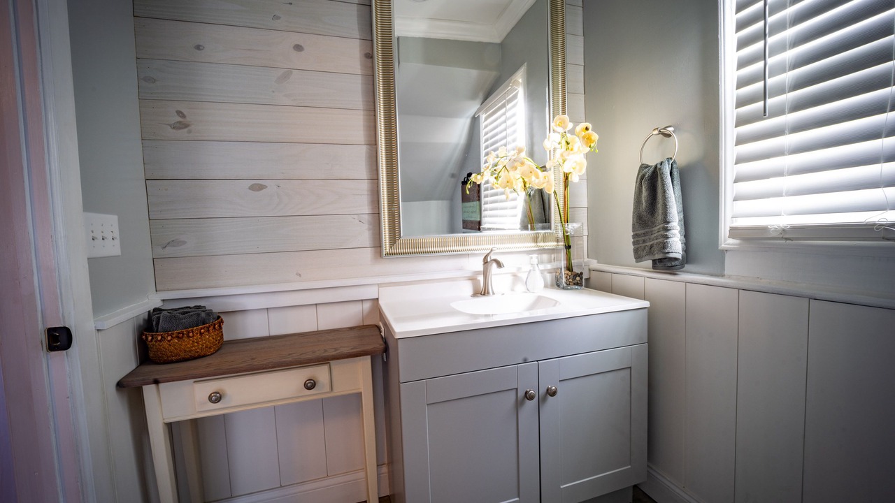 Photo of Bathroom in Atchison