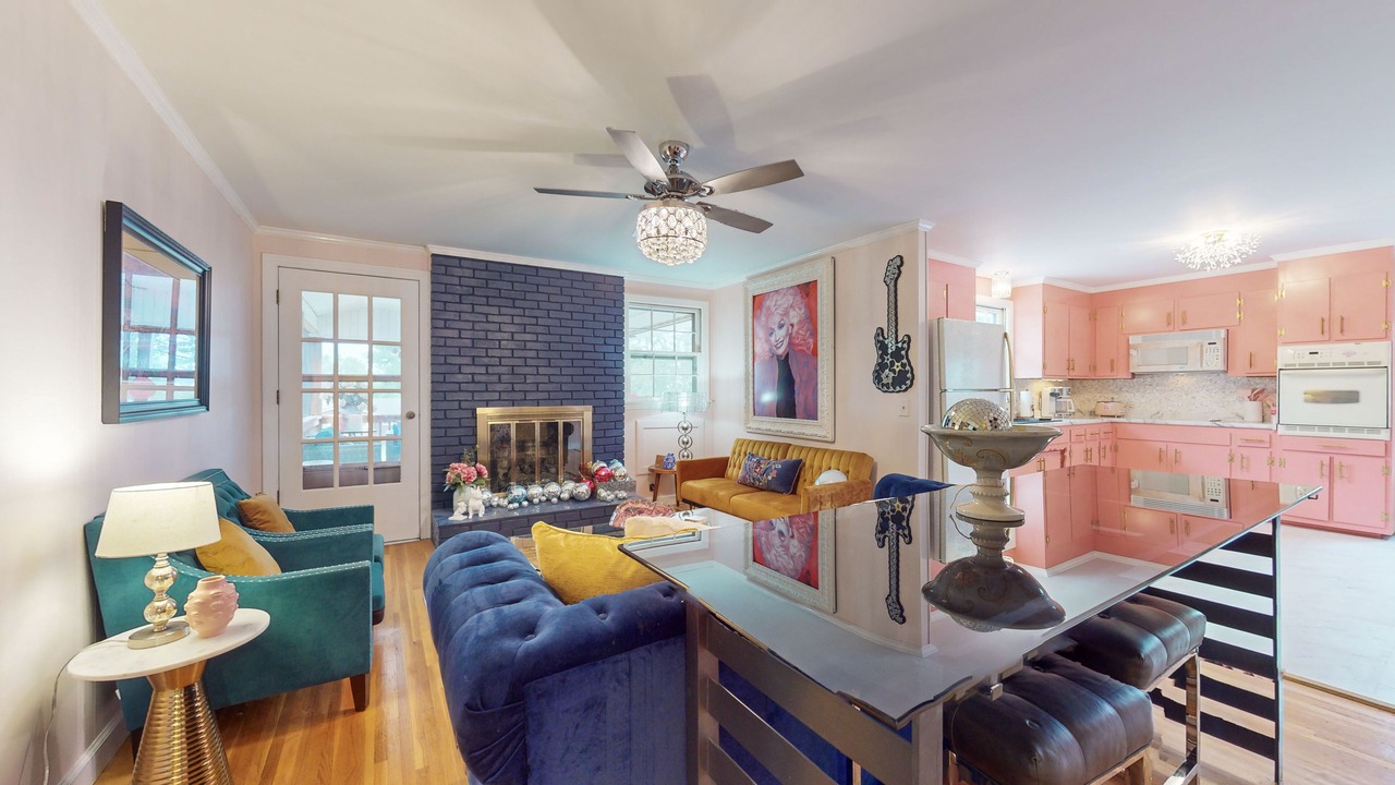 Photo of Livingroom in Hendersonville