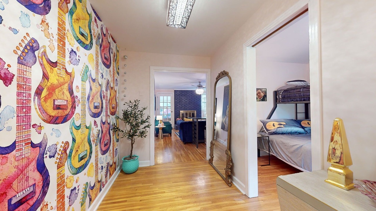Photo of Bedroom in Hendersonville