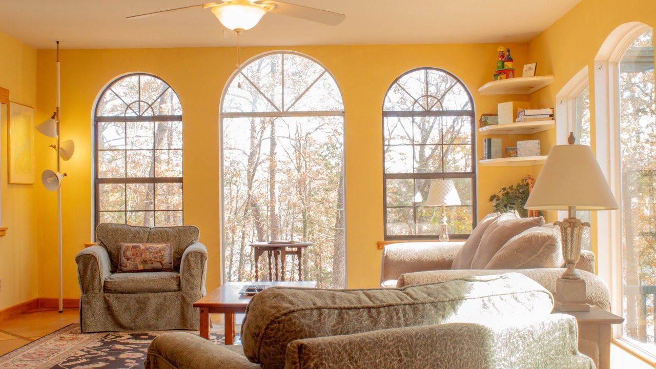 Photo of Livingroom in Shirley