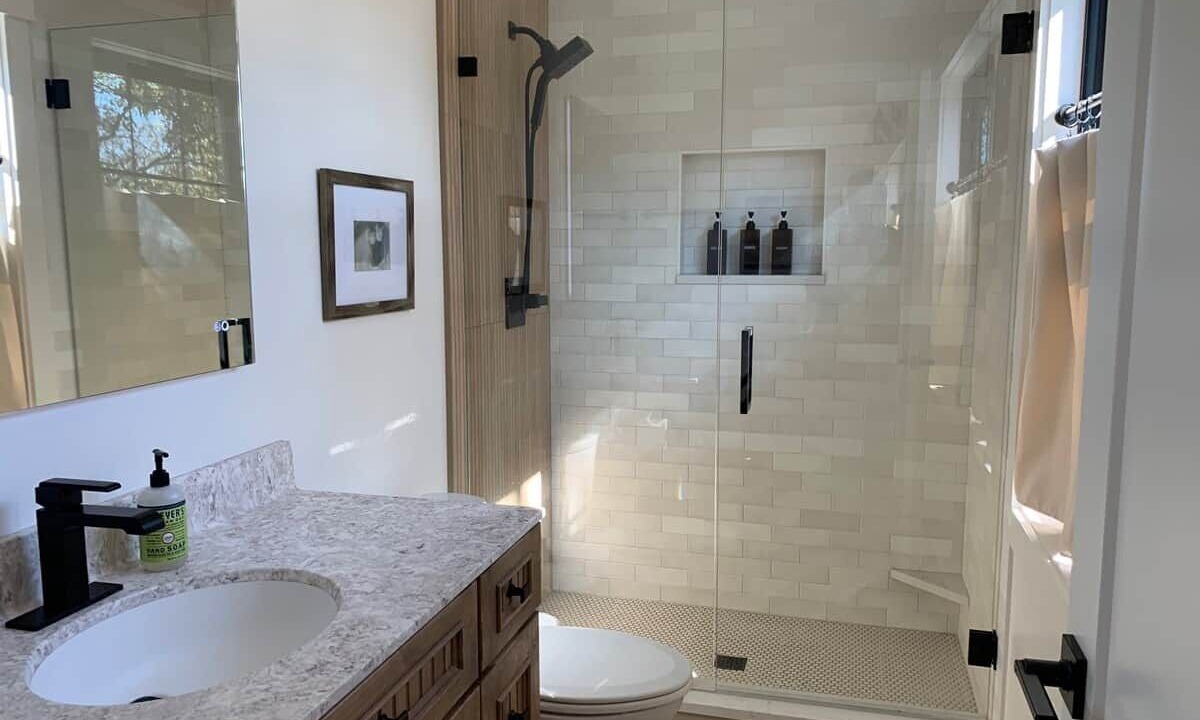 Photo of Bathroom in Bowling Green